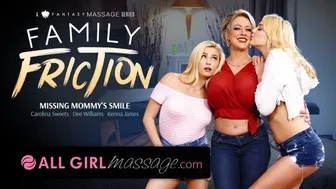Leszbikus mostoha lányok masszírozzák a milf anyuci nagy mellét!