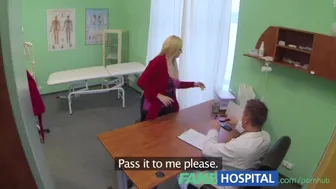 Angel Wicky vad szexterápiája: beteg puncija megloccsan a kórházban