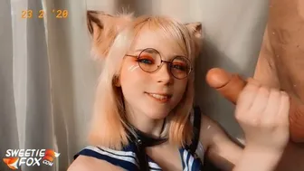 Édes rókácska szopja a szomszéd fazsát és lenyelet mindent cosplayben
