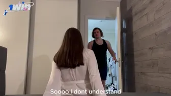 Ik bedroog de buurman terwijl mijn man in de kamer was