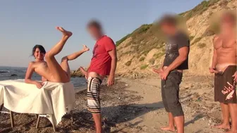Alexandra Wett είναι ζεστό γκουρμέ - η πιο κακή gangbang επιλογή!