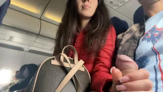 L'avion à risque suce devant une maison - public cock release