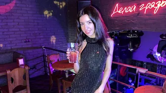 The girl in the club is fucked