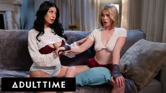 Adult Time különleges videója - Leszbikus szenvedély dupla műfasszal és forró pillanatokkal