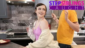Hot Mosoha Brother Game on Step Brothers Caght Channel - Jade Valentine Ευαίσθητες στιγμές