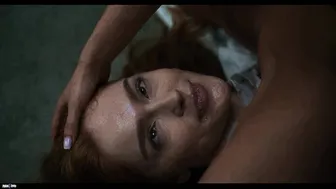 Parasited - Jia Lissa és Josephine Jackson fertőzötten vadul egymásnak esnek egy forró jelenetben