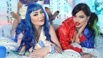 Imádni fogod a lábukat - Forró JOI lábjáték Jewelz Blu és XWife Karen társaságában