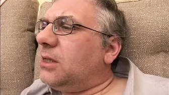 Rešpektujte svoju nevlastnú dcéru na prvom mieste s vyfajčením hlbokého hrdla a full film s kokotmi